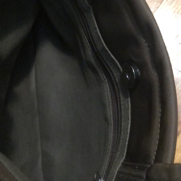 Chic Brown Handbag - Picture 3 of 3